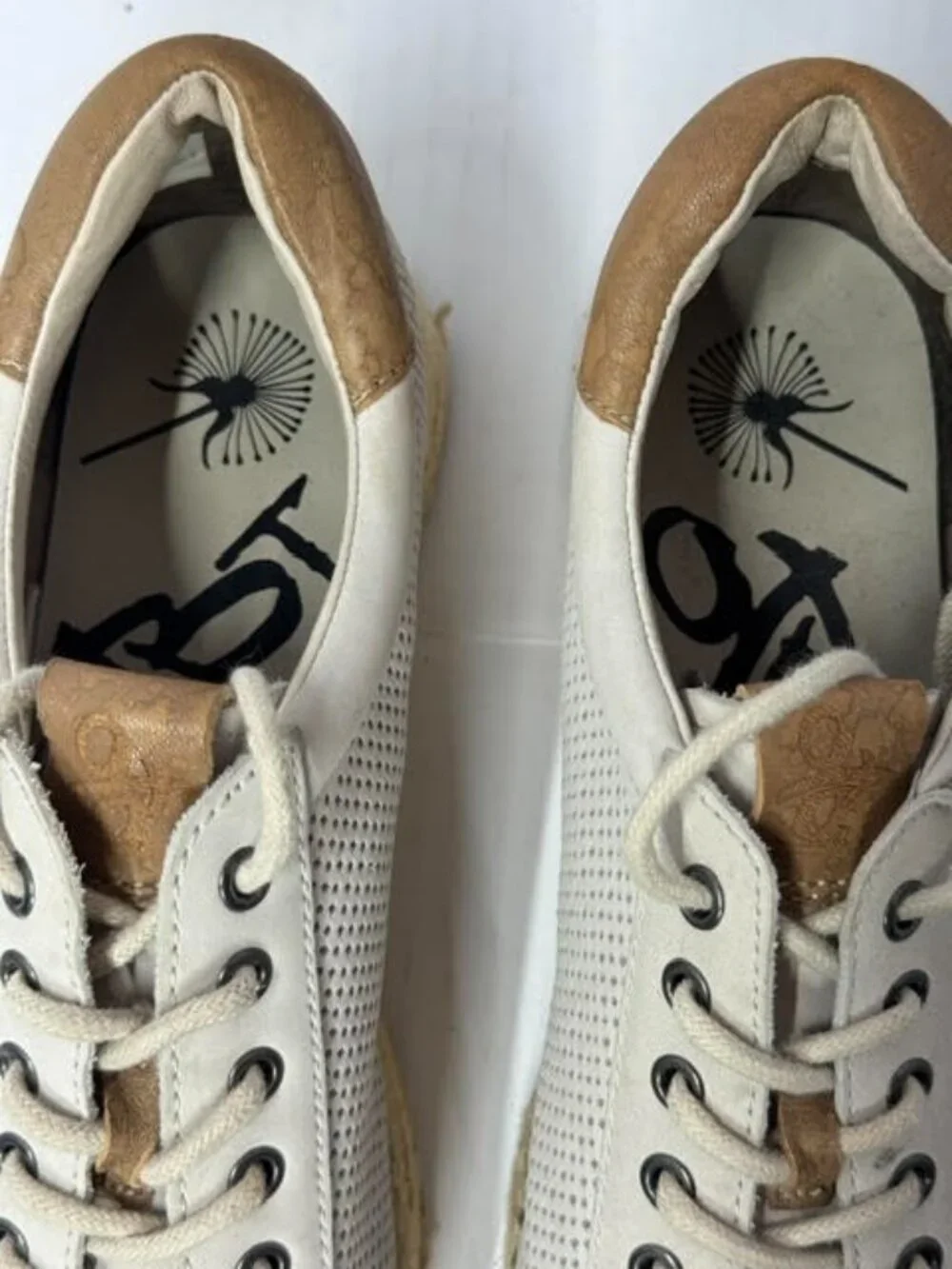 OTBT Beige Platform Espadrille Sneakers Perforated Leather Shoes Size 8.5